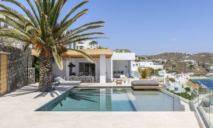 Paraga Villa | Villa Channel II in Psarou, Mykonos