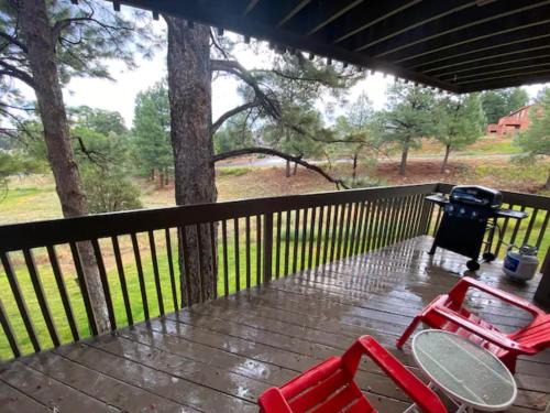 Flagstaff House | Villa Circle #899