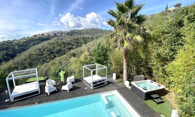 Les Termes Villa | Villa Colina Cannes 8 People 4 Bedrooms Swimming pool & SPA (parties not allowed)
