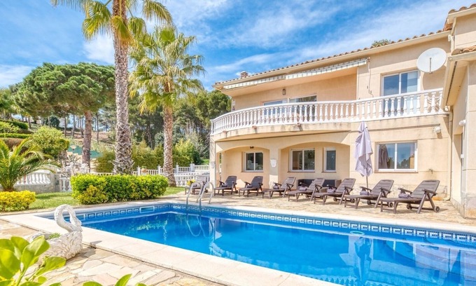 Lloret de Mar Villa | Villa "Costacabana - Estrella" with Sea View, Private Pool & Wi-Fi