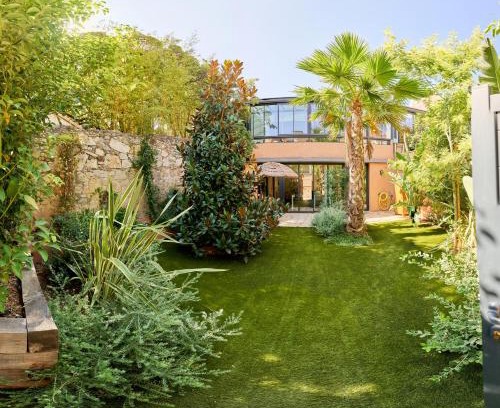Le Mourillon Villa | Villa d'Architecte, Jardin Secret & Plages à 5 Min