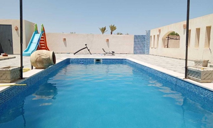 Houmt Souk House | Villa de Vacances de Luxe à Houmt Souk, Djerba Piscine, Jardin et Confort Absolu