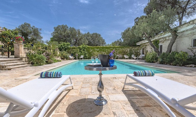 Grottaglie Villa | Villa dei Glicini 8+2, Emma Villas
