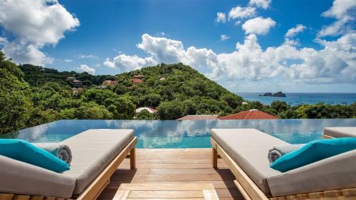 Corossol Villa | Villa Designed with Natural Elements