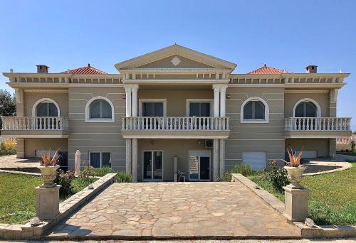 Alexandroupoli Apartment | Villa Dimitri - Beach House
