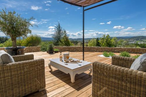 Apt Bed & Breakfast | Villa Domitia Chambre d'Hôtes Luberon
