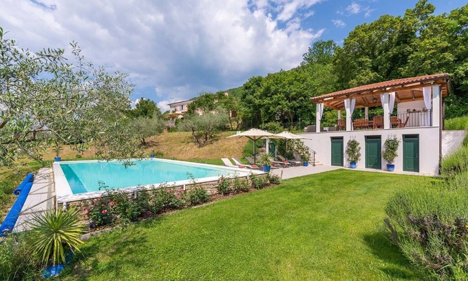 Buje Villa | Villa Dramac in Merisce