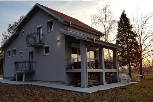 Mladenovac House | Villa Eli, Belosavci home with the View