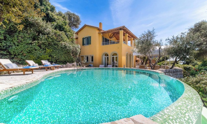 Sivota Villa | Villa Elpida - Dreamy Location with Beautiful Sea Views from the Infinity Pool