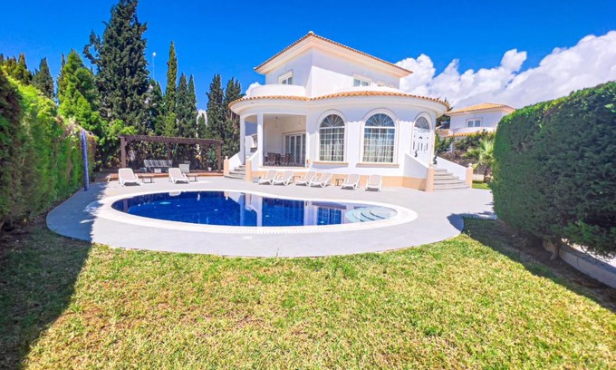 Ayia Thekla Villa | Villa Elysium
