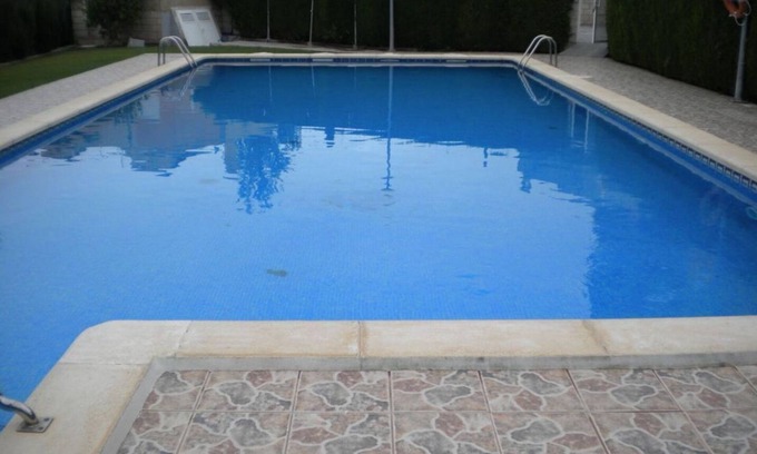Alcanar Ski Chalet | Villa 16 with POOL, WI-FI, POOL LESS THAN 50m from THE SEA