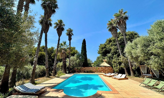La Ciotat Villa | Villa Esden + Annexe | Sea view, swimming pool, absolute peace and quiet between countryside and coastline
