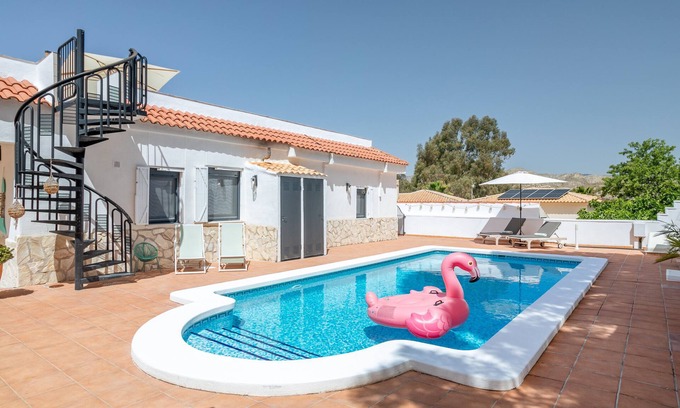 Llano de los Pastores Villa | Villa 'Finca Boubou' with Mountain View, Wi-Fi and Air Conditioning