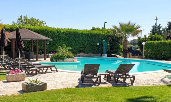 Oria Villa | Villa Fontana
