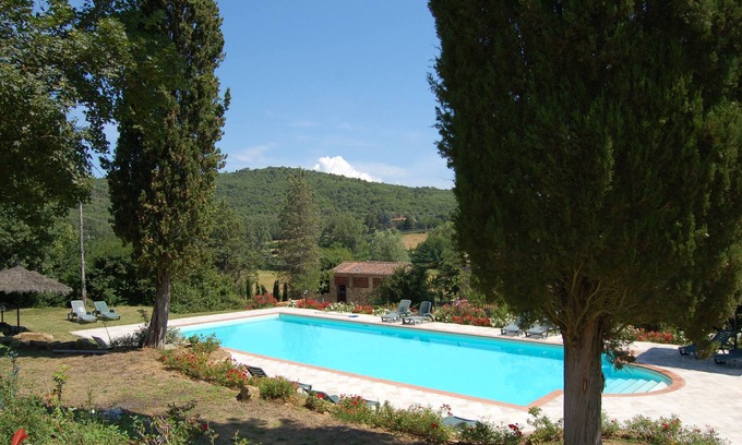 Bucine Villa | Villa for large group, Wi-Fi, pool, cooking classes, weddings