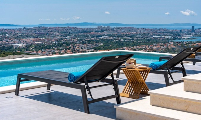 Klis Villa | Villa Fortress, private pool, Game room, sea views