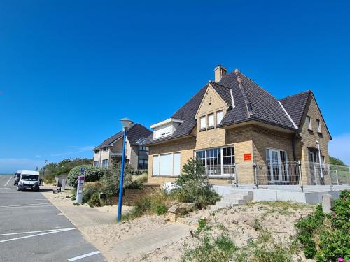 Oostduinkerke-Bad House | Villa Géry R-303