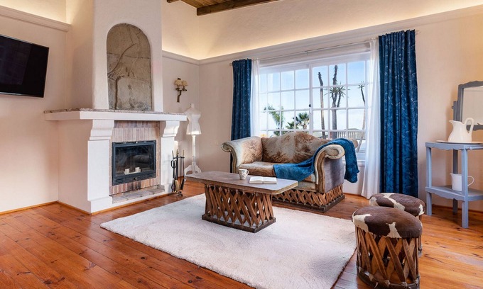 Granadilla de Abona Villa | Villa Granjo Delite | 4 Bedrooms | Heated Pool | Sauna | Private Gym | Professional Poker Table | Mountain & Sea Views | Charco del Pino | Tenerife