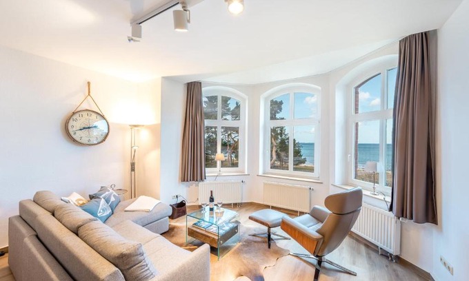 Binz Apartment | Villa Glückspilz by Schewe