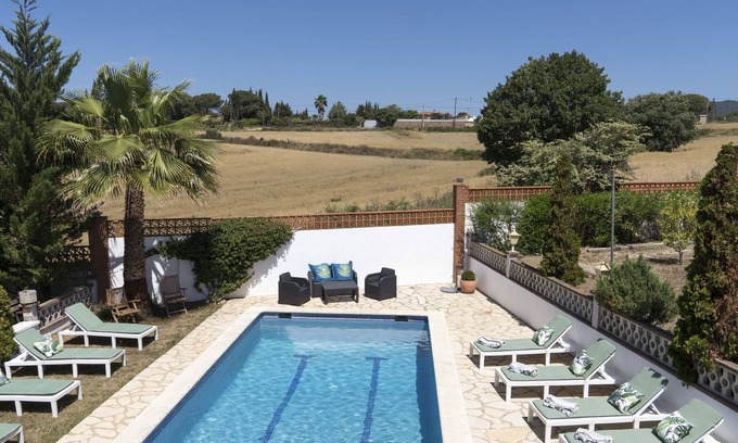 Tordera Villa | VILLA GRACIA LUX 2, IN NATURE AND CLOSE TO SEA, POOL AND TENNIS.