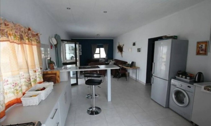 Ongwediva Bed & Breakfast | Villa Graf Guest House - suite 3