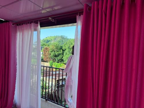 Phuoc Tan House | Villa Hồ Tràm - Phòng VIP View Núi Đồi Bốn Phía Trên Cao
