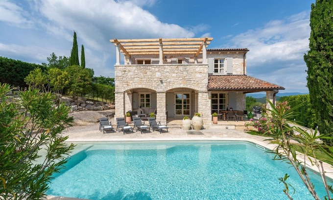 Buzet Villa | Villa Habibi in Sovinjak - Haus für 8 Personen