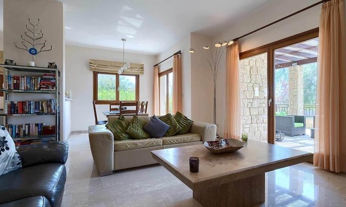 Aphrodite Hills Villa | Villa Hg01 - Madelini