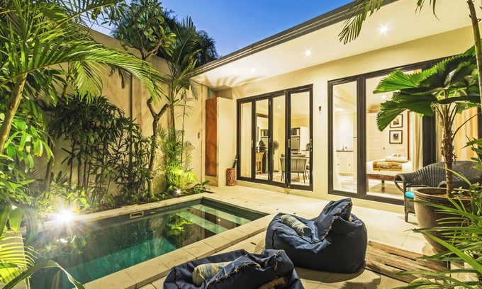 Drupadi Villa | Villa Ibu Dua Romantic Oasis 1 BR Villa in Prime Loc Seminyak