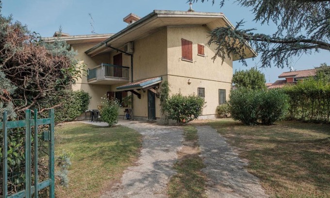 Colombare Apartment | Villa Ida - 2 bedrooms apartment with private garden