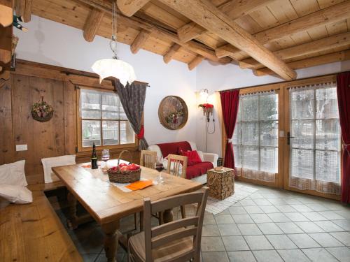 Bellamonte House | villa in Bellamonte with garden