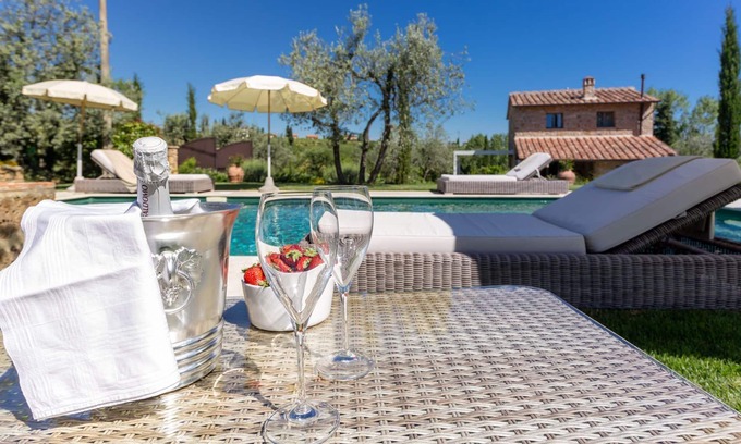 Gambassi Terme Villa | Villa in Gambassi Terme with 3 bedrooms sleeps 6