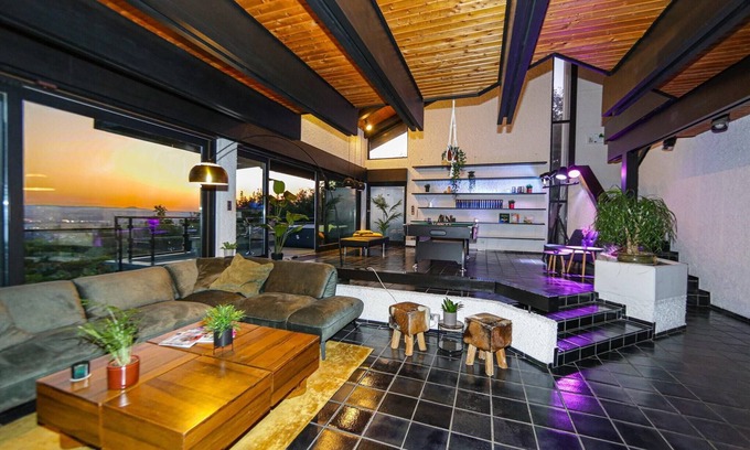 Weitersburg House | Villa in Koblenz with Rhine Views & Sauna