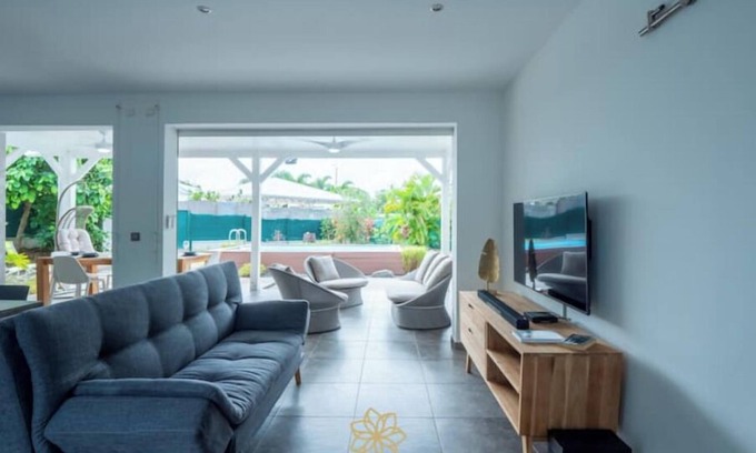 Le Moule Villa | Villa in Le Moule with pool, close to everything, ideal for couples, family or friends
