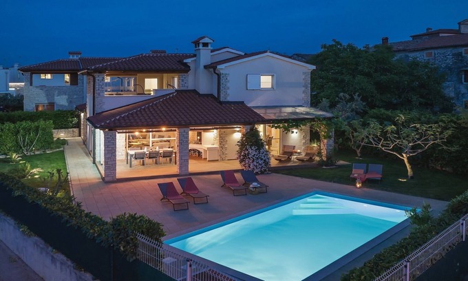 Buzinija Villa | Villa in Novigrad with Pool near Beach