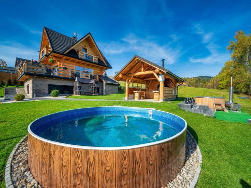 Nowy Targ Villa | Villa in Nowy Targ with Mountain Views & Pool