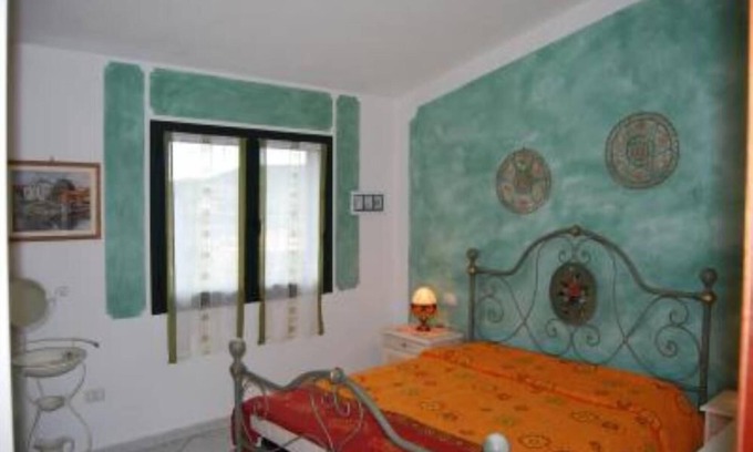 Franculacciu House | Villa in residence with garden and private parking space communal pool.