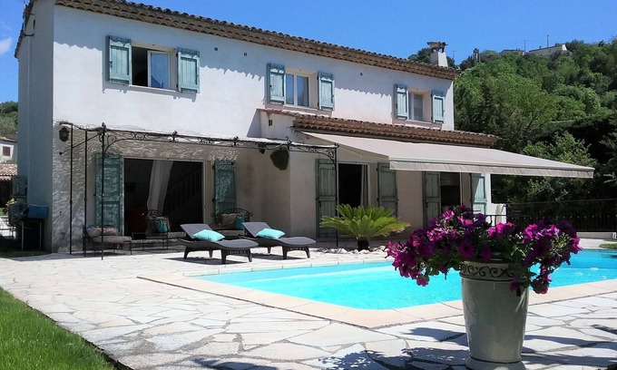 Saint-Paul-de-Vence Villa | Villa in Saint Paul with Pool & Garden