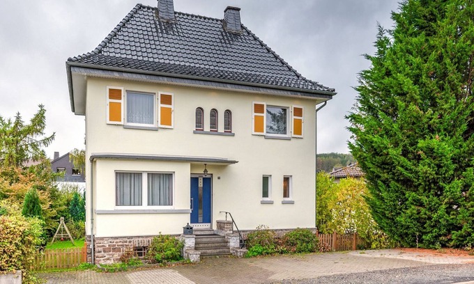 Ortsmitte Villa | Villa in Zentrumsnähe, Medebach