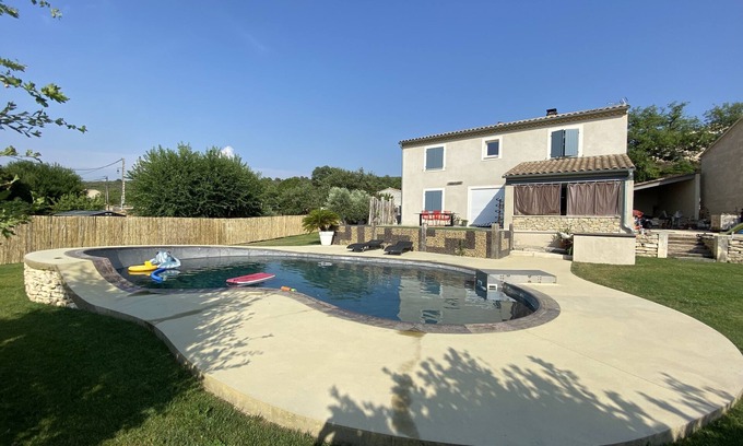 Blauvac House | Villa Individuelle Avec sa Piscine et vue sur le Ventoux