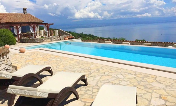 Sveta Jelena House | Villa Infinity (V9051-K1) - Sv.Jelena