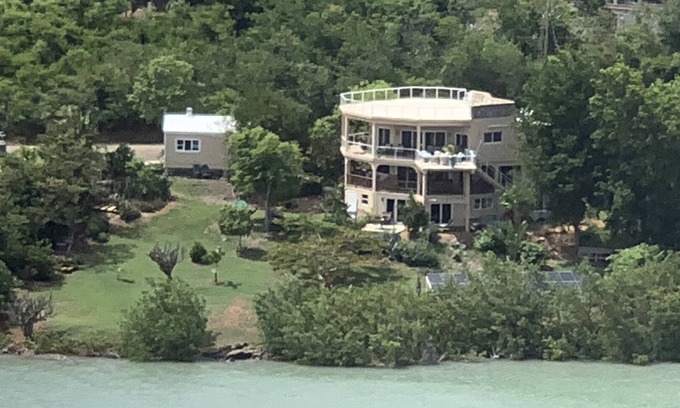 Rendezvous & Ditleff Villa | "Villa Isabelle"-2bed 2 bath, Chocolate Hole on pond Ocean view manicured yard.