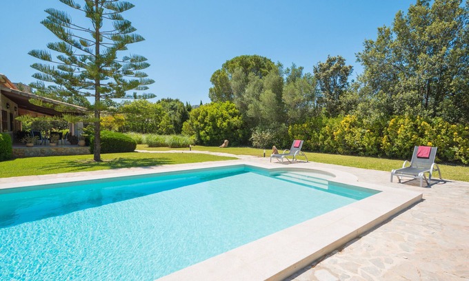 Pollensa Villa | Villa 'Jardi' with Mountain View, Wi-Fi and Air Conditioning