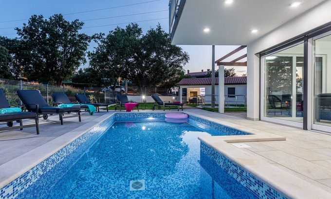 Gamboci Villa | Villa Jelena 4 stars families couples barrier-free pool grill