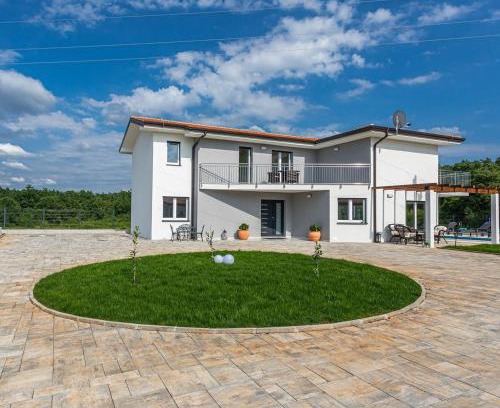 Buje Villa | Villa Jelena I 4-Sterne I Beheizter Pool I Privatsphäre I barrierefrei I Grill