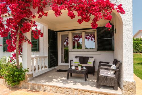 Sant Jaume Mediterrani Villa | Villa Juana - Torre Solí