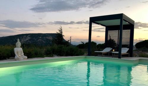 Vingrau Apartment | Villa Kéona , gîte 5 étoiles avec piscine privée et vue nature