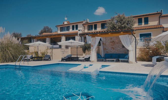 Barbariga Villa | Villa Kalista Istriana for 10 people with private pool & sea view
