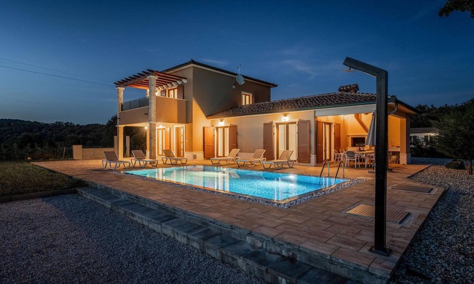 Paradiz House | Villa Katarina Labin is a holiday home in a quiet location, only 10 minutes from Labin.