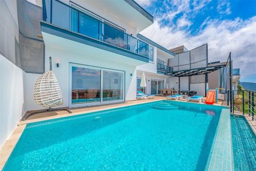 Bezirgan Villa | villa kayras-1